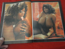 Load image into Gallery viewer, Vintage Nude Erotic Sexy Adult Magazine Macho April 1983 P100