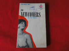 Load image into Gallery viewer, Vintage Adult Paperback Book/Novel The New Comers Ed Poole 1969       G5
