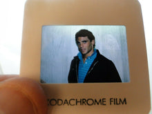 Load image into Gallery viewer, VINTAGE 35MM SLIDE MALE GAY INTEREST BEEFCAKE MUSCLE SEMI NUDE HOT BUFF FG)