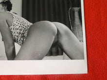 Load image into Gallery viewer, Vintage Nude Woman Beautiful Pussy Silver Gelatin Photo AZm
