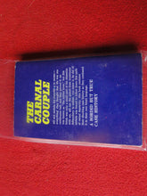 Load image into Gallery viewer, Vintage Adult Paperback Book The Bad Couple Sean Greene P14