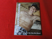 Load image into Gallery viewer, Vintage 18 Y.O. + Adult Erotic Sexy Magazine Gay Interest Freshmen May 2009 DI