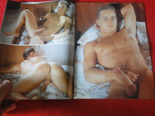 Load image into Gallery viewer, Vintage 18 Y. O. + Sexy Erotic Gay Adult Magazine Mandate July 2000 G73