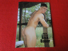 Load image into Gallery viewer, Vintage 18 Y. O. + Sexy Erotic Gay Adult Magazine Mandate Nov. 2004 P54