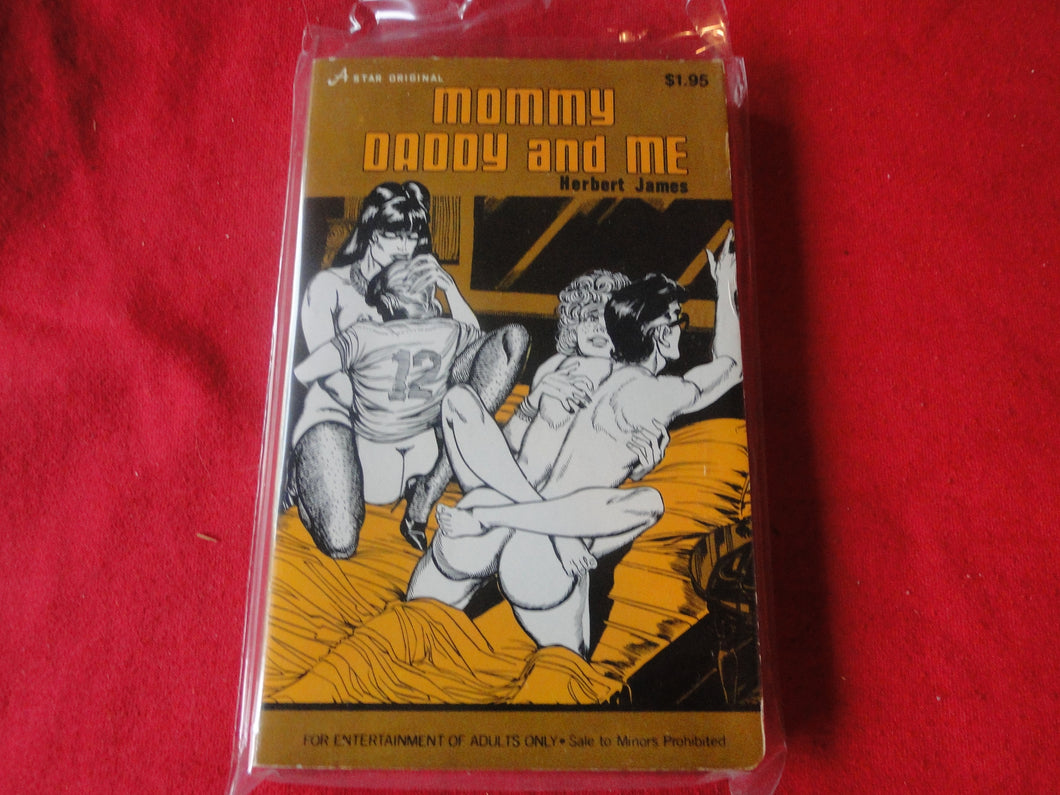 Vintage Adult Paperback Book Mommy, Daddy and Me     G3