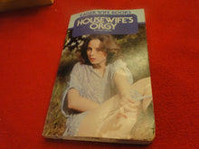 Load image into Gallery viewer, Vintage Erotic Adult Paperback Book/Novel Housewife&#39;s Orgy    G4
