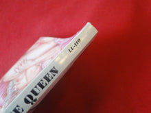 Load image into Gallery viewer, Vintage Adult Paperback Novel/Book Palace Queen            PB5
