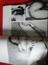 Load image into Gallery viewer, Vintage Nude Erotic Sexy Adult Magazine Penthouse August 1999     JB57
