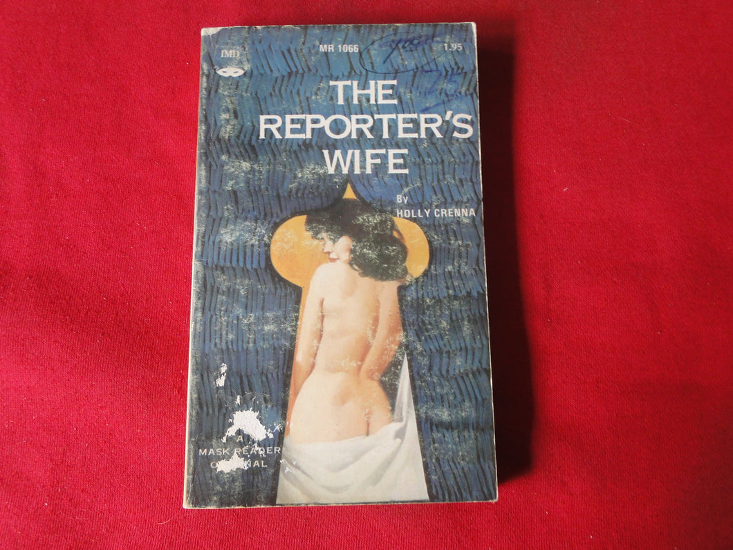 Vintage Adult Paperback Book/Novel The Reporter's Wife Holly Crenna 1973     G5