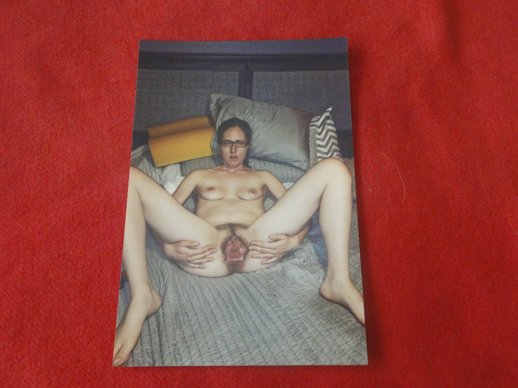 Vintage Nude Erotic Sexy Woman Photo Amateur Hairy Pussy 4 x 6                  A81c