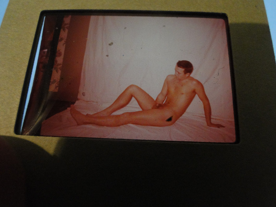 VINTAGE EROTIC 35MM SLIDE MALE GAY INTEREST NUDE      ABa