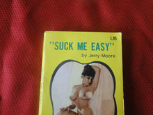 Load image into Gallery viewer, Vintage Erotic Porn Paperback Book/Novel Windsor House Suck Me Easy 1970   G4
