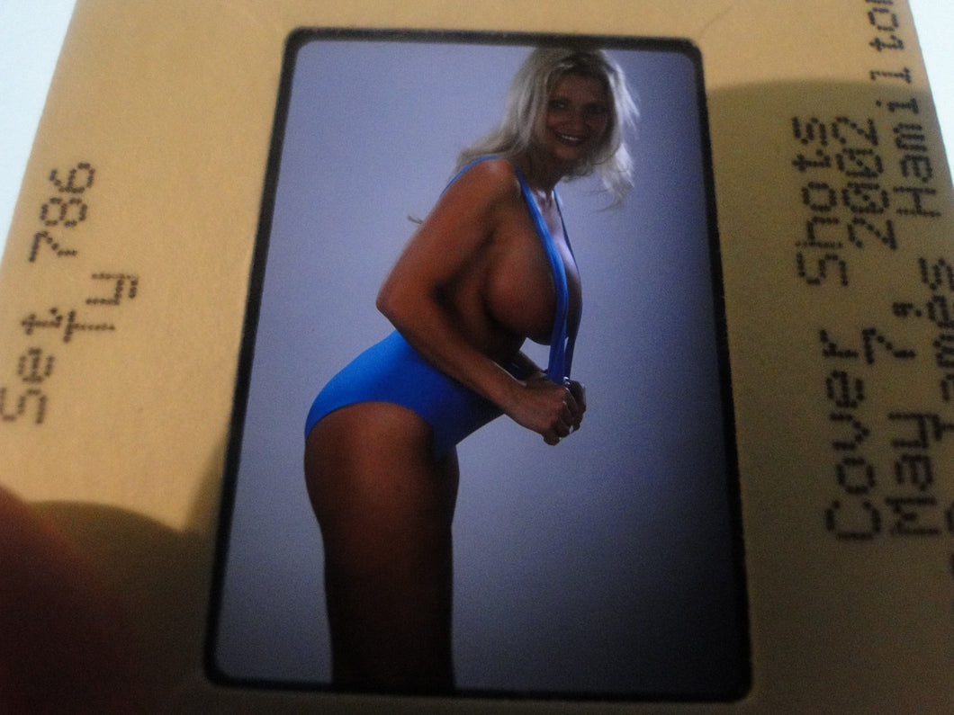 Vintage NUDE Hot Big Tit Model 35mm Slide/Transparency     T9e