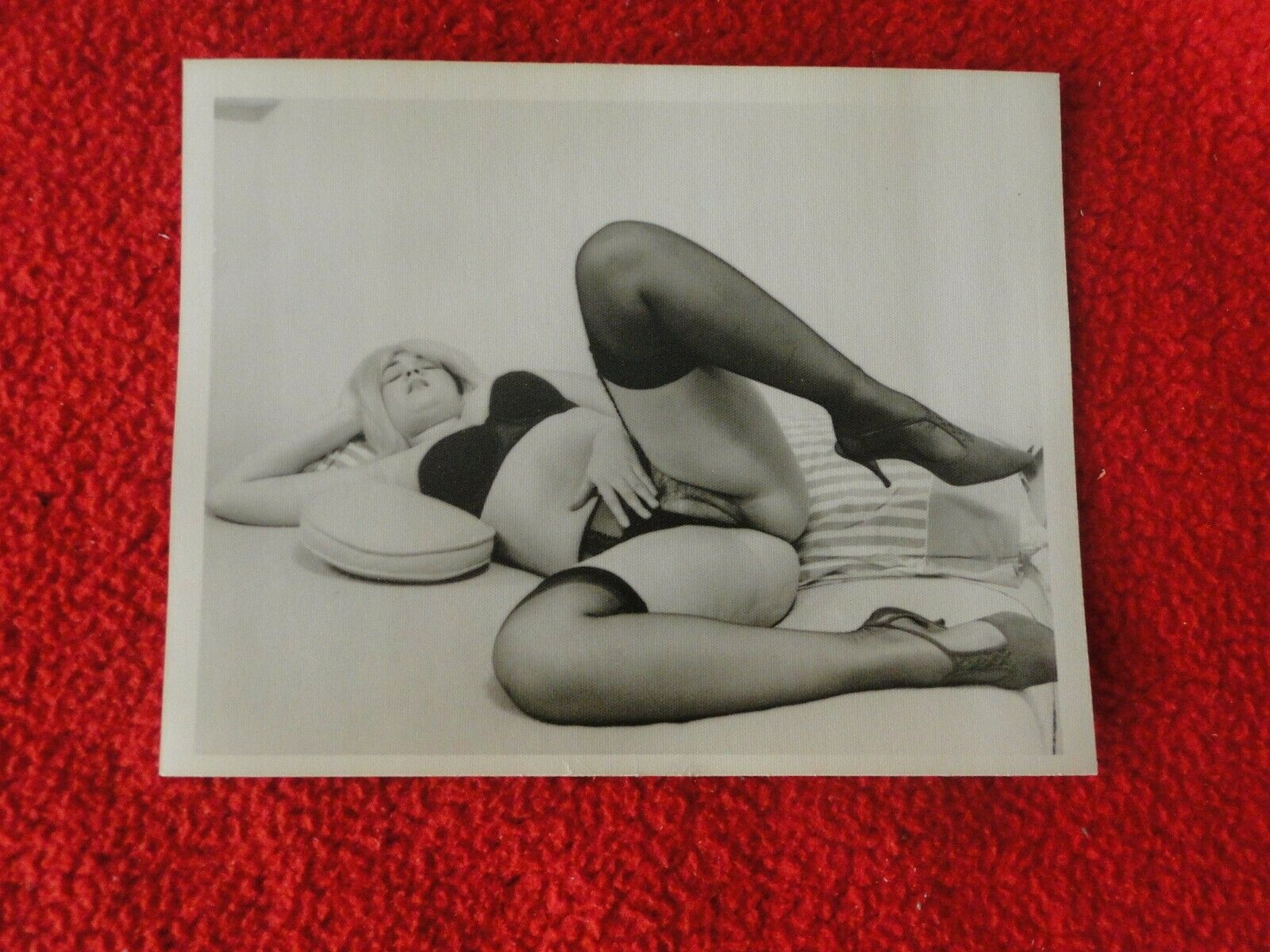 Vaginaphoto - Vintage Original 18 Year Old + Erotic Adult Nude Woman Hairy Vagina Ph â€“  Ephemera Galore