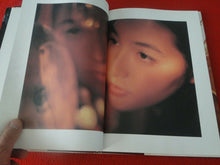 Load image into Gallery viewer, Vintage Nude Erotic Women Japanese Picture Book Chekyo Ozawa C&#39;est-lion!
