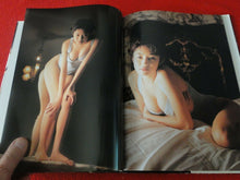 Load image into Gallery viewer, Vintage Nude Erotic Women Japanese Picture Book Sentir Chiharu Komatsu

