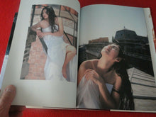 Load image into Gallery viewer, Vintage Nude Erotic Women Japanese Picture Book Chekyo Ozawa C&#39;est-lion!
