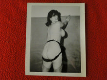 Load image into Gallery viewer, Vintage Nude Erotic Sexy Adult Pinup Silver Gelatin Photo 5 x 4     B59s
