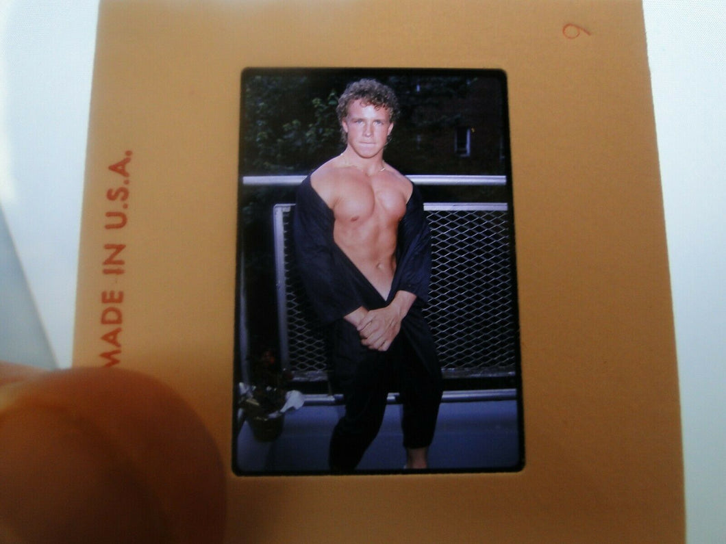 VINTAGE 35MM SLIDE MALE GAY INTEREST BEEFCAKE MUSCLE SEMI NUDE HOT BUFF EF1