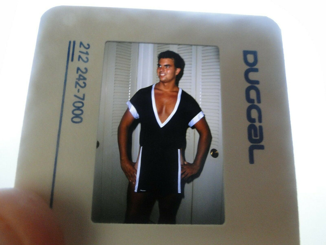 VINTAGE 35MM SLIDE MALE GAY INTEREST BEEFCAKE MUSCLE SEMI NUDE HOT BUFF A81