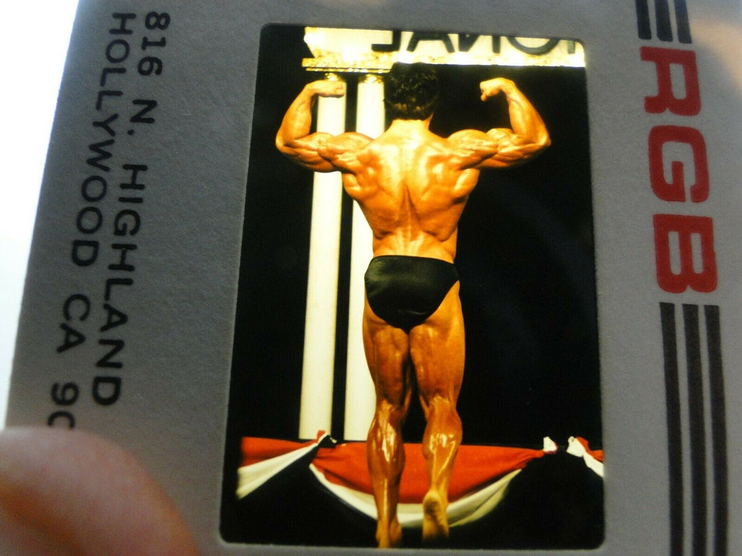 VINTAGE EROTIC 35MM SLIDE MALE GAY INTEREST BEEFCAKE BODY BUILDER HOT BUFF   G15