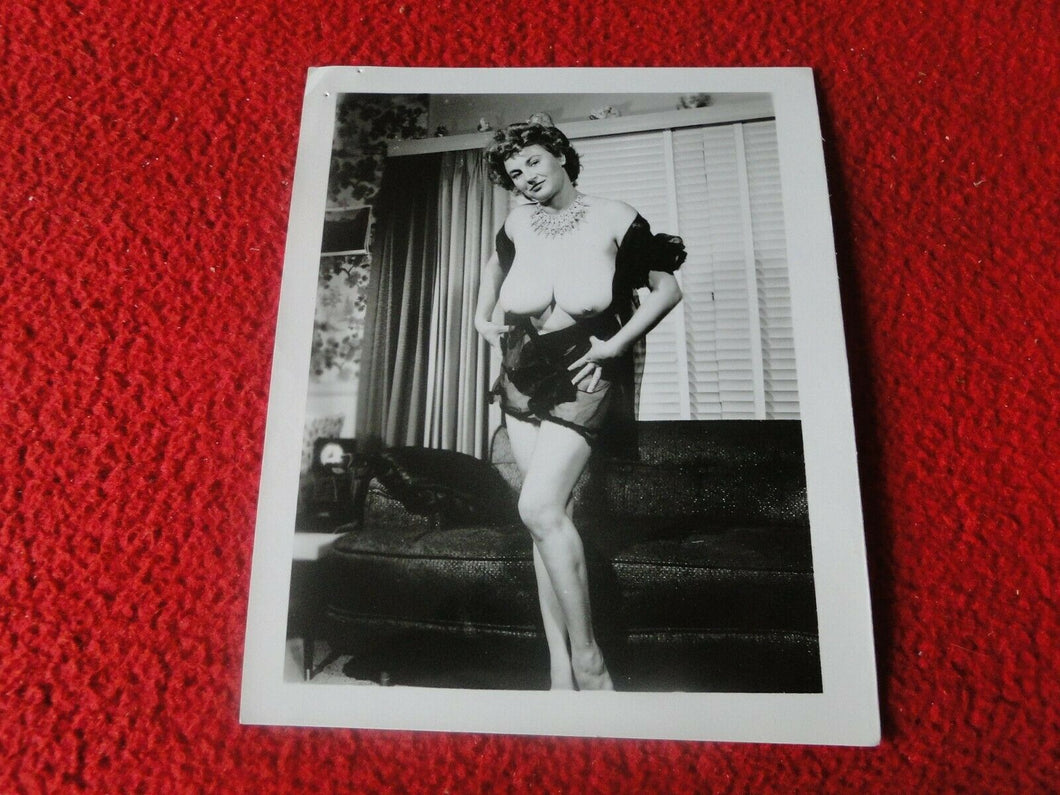 Vintage Nude Erotic Sexy Adult Woman Pinup Silver Gelatin Photo            A163
