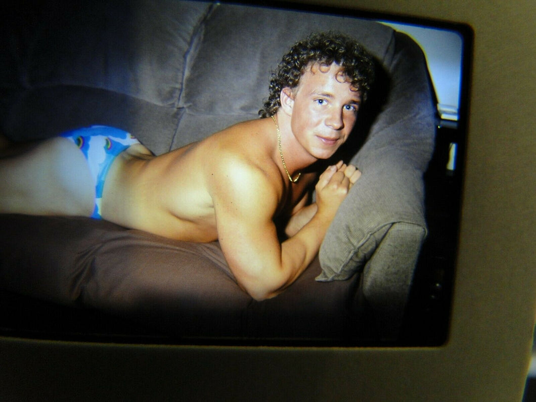 VINTAGE 35MM SLIDE MALE GAY INTEREST BEEFCAKE MUSCLE SEMI NUDE HOT BUFF FI5
