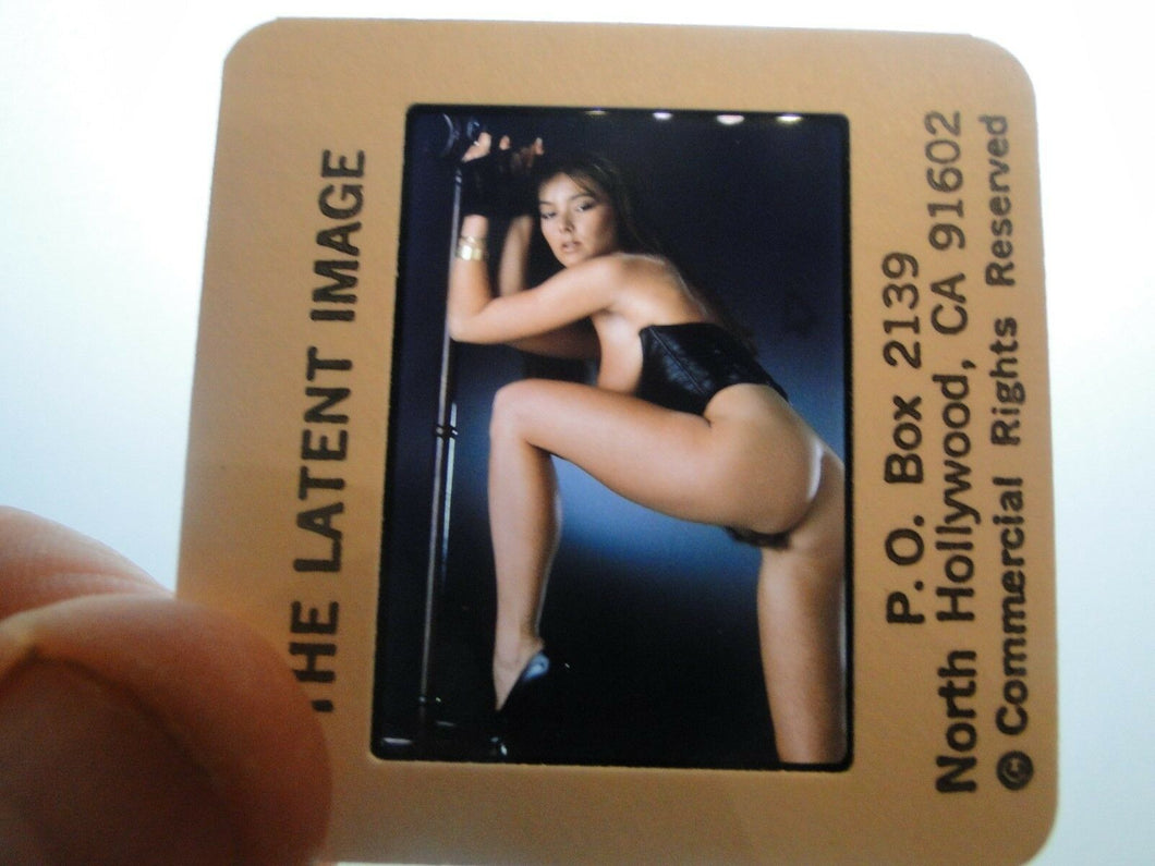 Busty Erotic Sexy NUDE Woman/Model Vintage 35mm LATENT IMAGE SLIDE            R