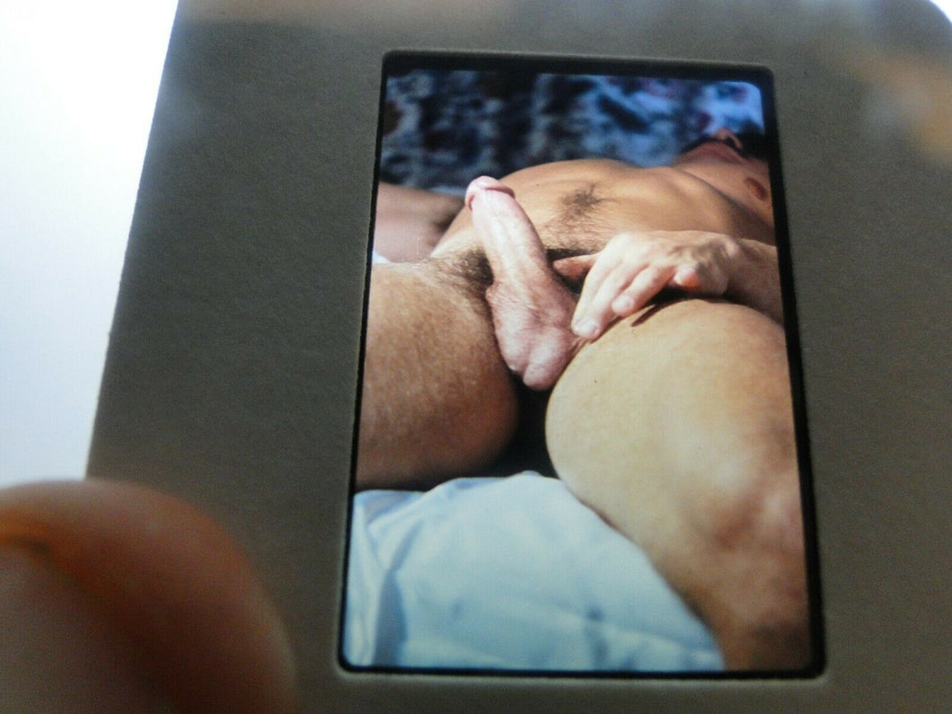 VINTAGE 35MM SLIDE MALE GAY INTEREST BEEFCAKE MUSCLE NUDE HOT HUNG BUFF A84