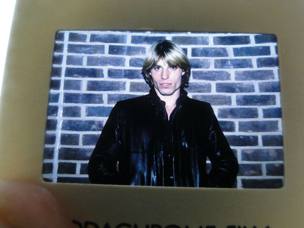 VINTAGE 35MM SLIDE MALE GAY INTEREST BEEFCAKE MUSCLE SEMI NUDE HOT BUFF JG8