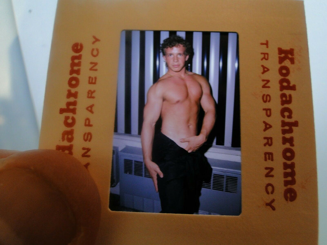 VINTAGE 35MM SLIDE MALE GAY INTEREST BEEFCAKE MUSCLE SEMI NUDE HOT BUFF EF^