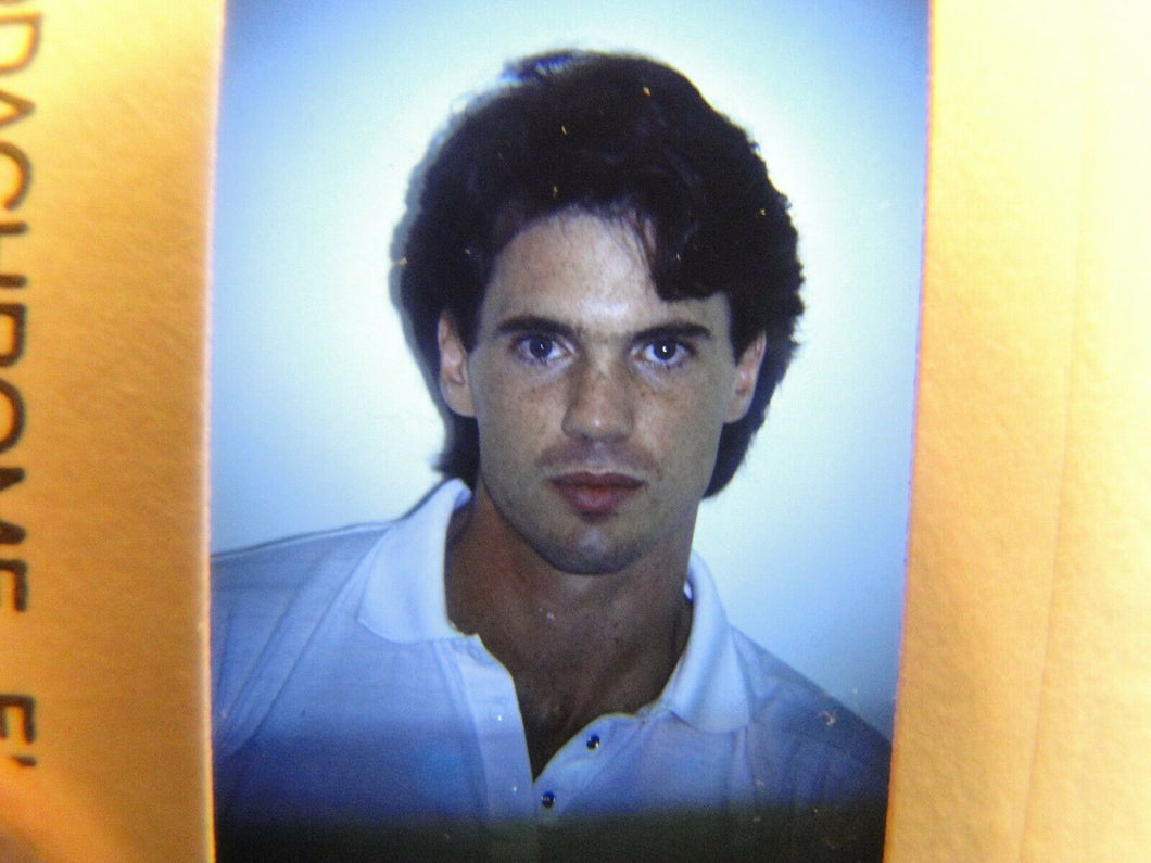 VINTAGE 35MM SLIDE MALE GAY INTEREST BEEFCAKE MUSCLE SEMI NUDE HOT BUFF ES4