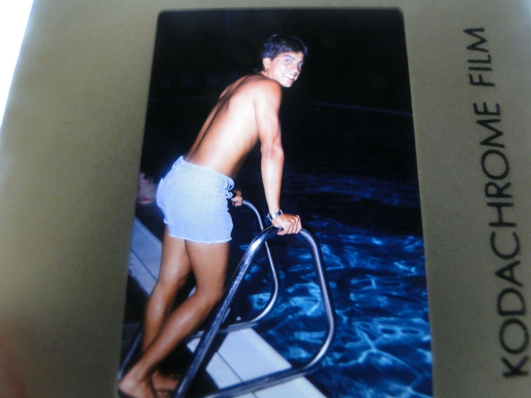VINTAGE 35MM SLIDE MALE GAY INTEREST BEEFCAKE MUSCLE SEMI NUDE HOT BUFF A91