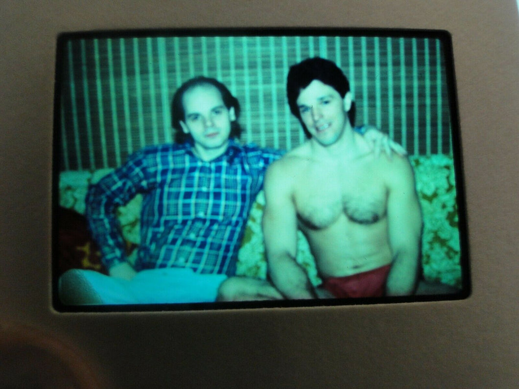 VINTAGE 35MM SLIDE MALE GAY INTEREST BEEFCAKE MUSCLE SEMI NUDE HOT BUFF FM2