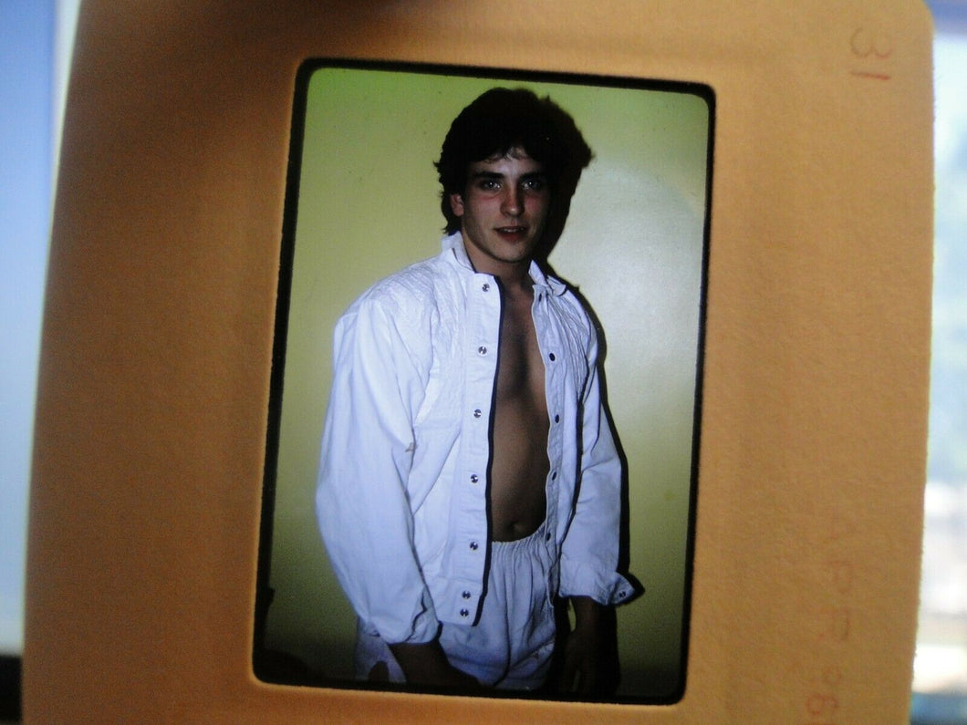 VINTAGE 35MM SLIDE MALE GAY INTEREST BEEFCAKE MUSCLE SEMI NUDE HOT BUFF FR&