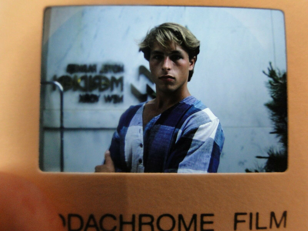 VINTAGE 35MM SLIDE MALE GAY INTEREST BEEFCAKE MUSCLE SEMI NUDE HOT BUFF EH<