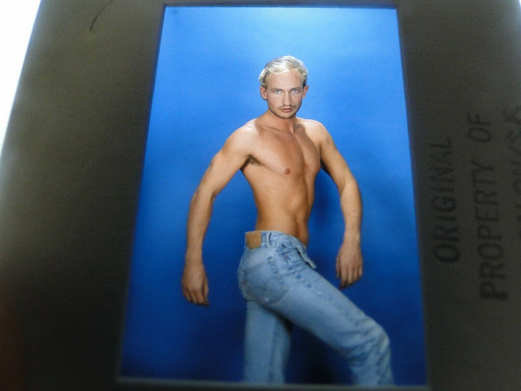VINTAGE 35MM SLIDE MALE GAY INTEREST BEEFCAKE MUSCLE SEMI NUDE HOT BUFF A83