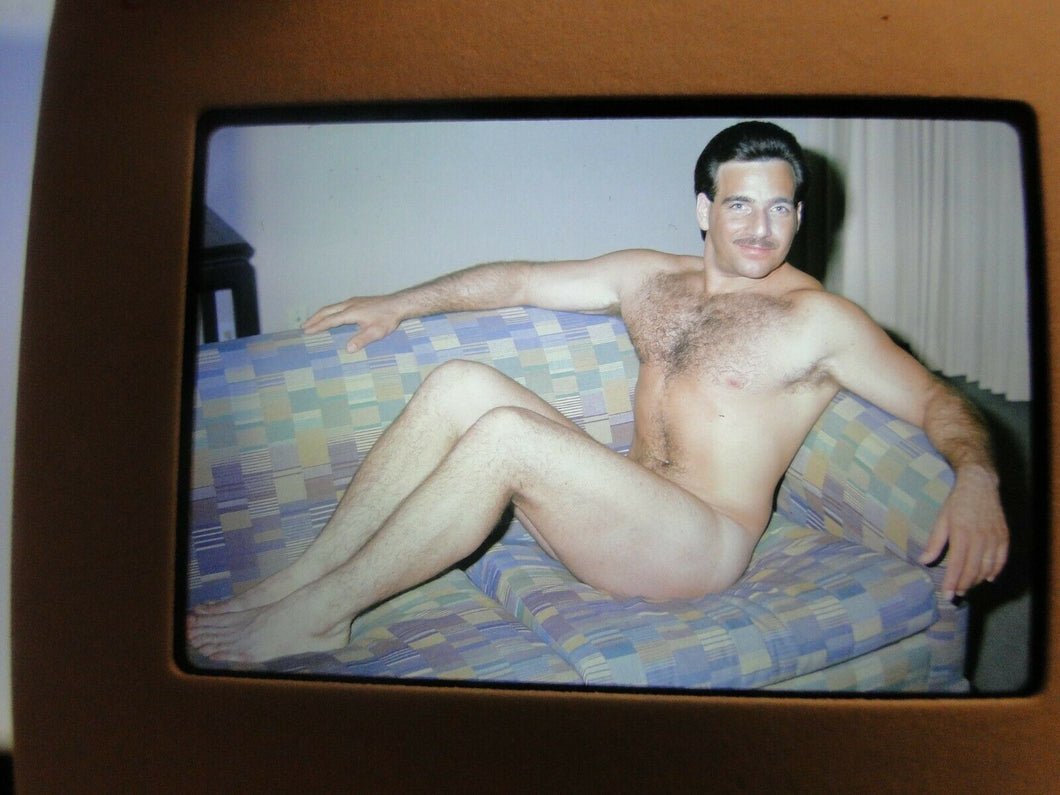 VINTAGE 35MM SLIDE MALE GAY INTEREST BEEFCAKE MUSCLE SEMI NUDE HOT BUFF FN2