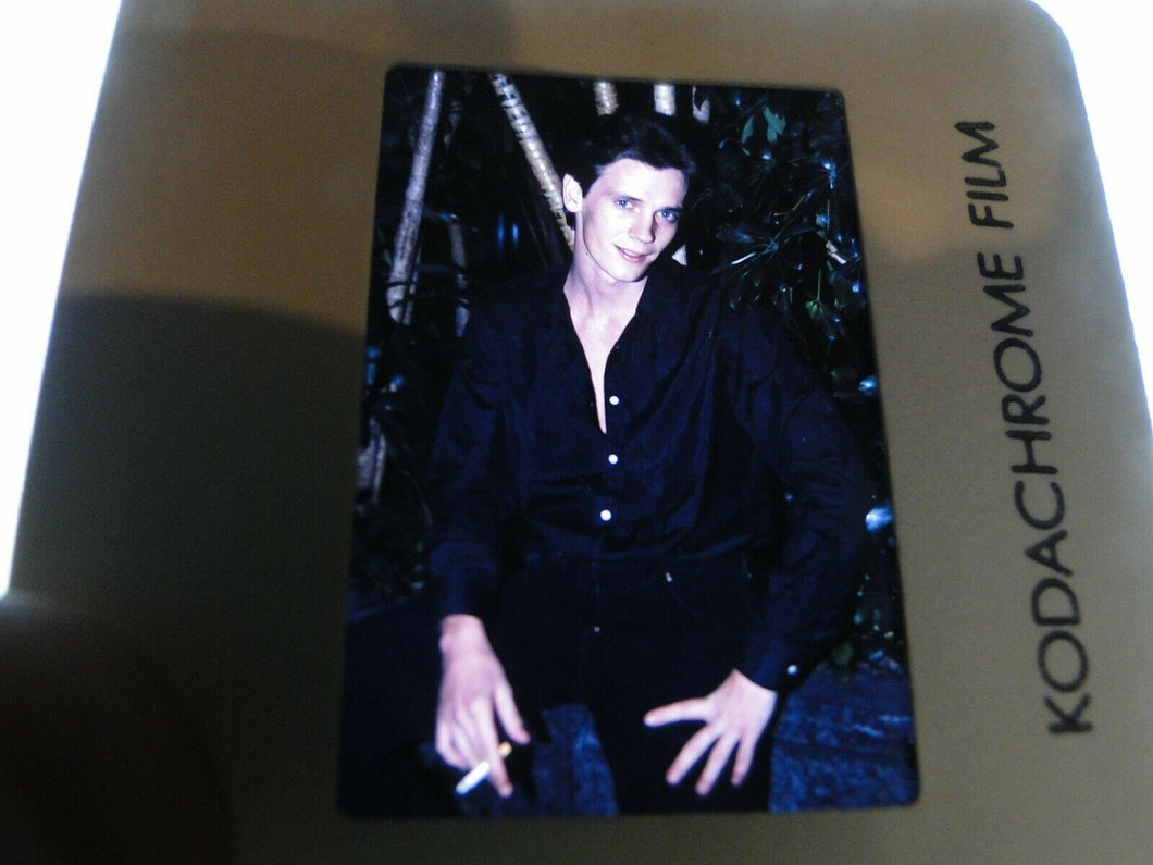 VINTAGE 35MM SLIDE MALE GAY INTEREST BEEFCAKE MUSCLE SEMI NUDE HOT BUFF      A57