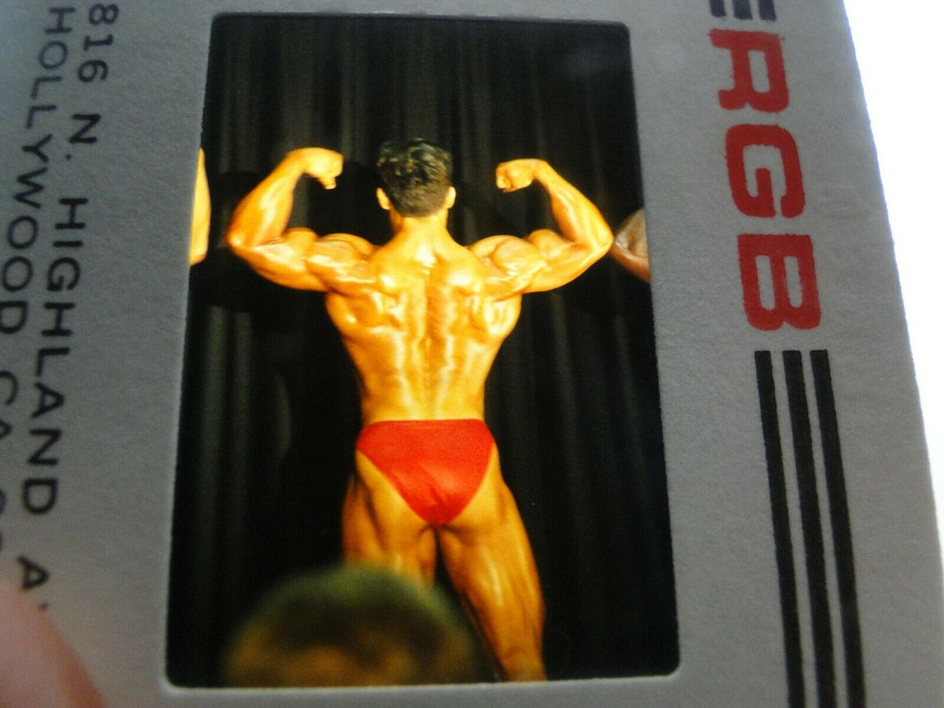 VINTAGE EROTIC 35MM SLIDE MALE GAY INTEREST BEEFCAKE BODY BUILDER HOT BUFF   G14