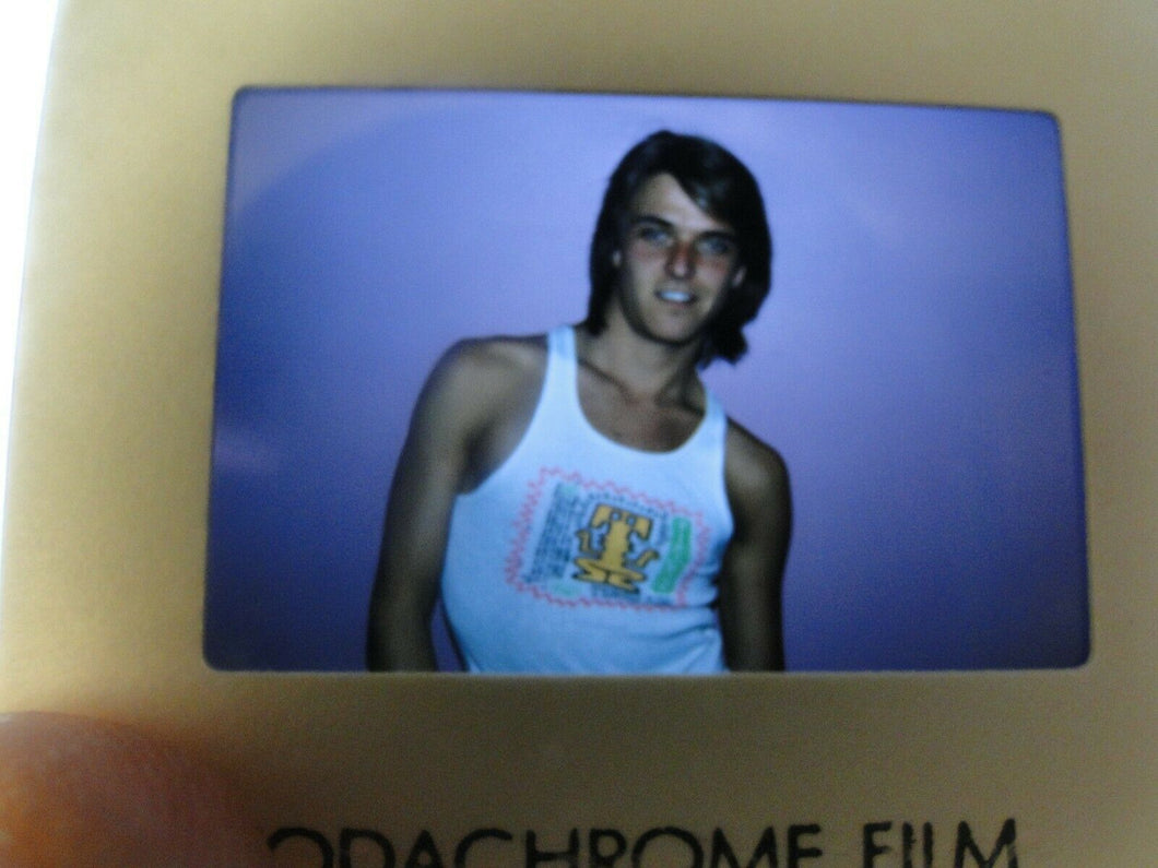 VINTAGE 35MM SLIDE MALE GAY INTEREST BEEFCAKE MUSCLE SEMI NUDE HOT BUFF FG9
