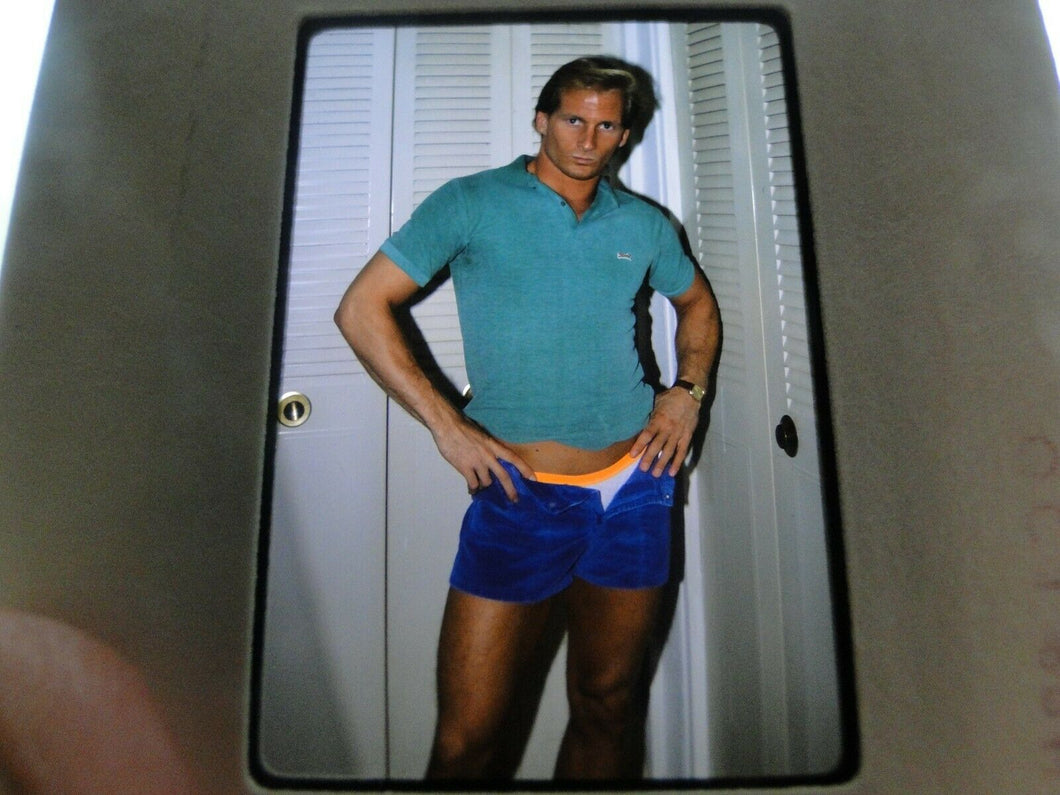 VINTAGE 35MM SLIDE MALE GAY INTEREST BEEFCAKE MUSCLE SEMI NUDE HOT BUFF G9Q