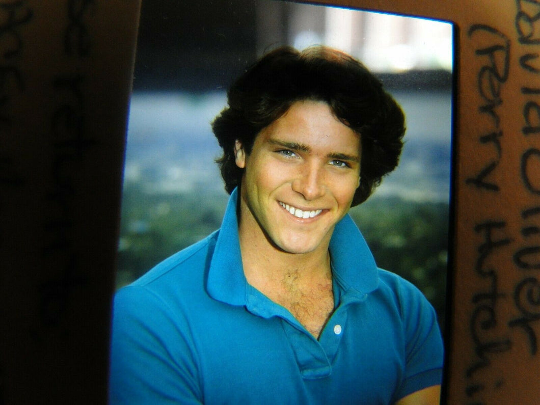 VINTAGE 35MM SLIDE MALE GAY INTEREST BEEFCAKE MUSCLE SEMI NUDE HOT BUFF FE#