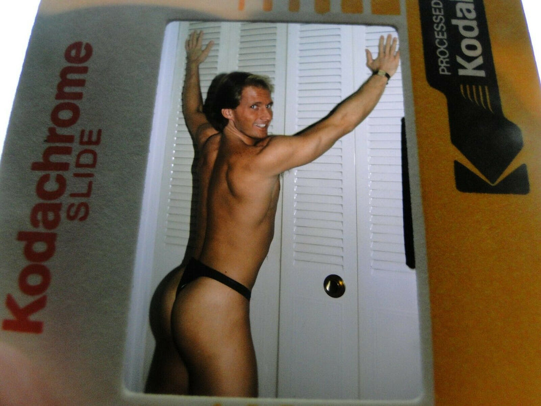 + VINTAGE 35MM SLIDE MALE GAY INTEREST BEEFCAKE MUSCLE SEMI NUDE HOT BUFF    B32