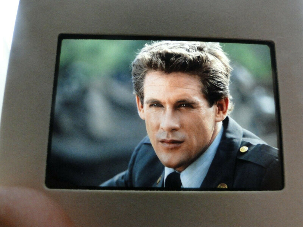 VINTAGE 35MM SLIDE MALE GAY INTEREST BEEFCAKE MUSCLE SEMI NUDE HOT BUFF   G3P