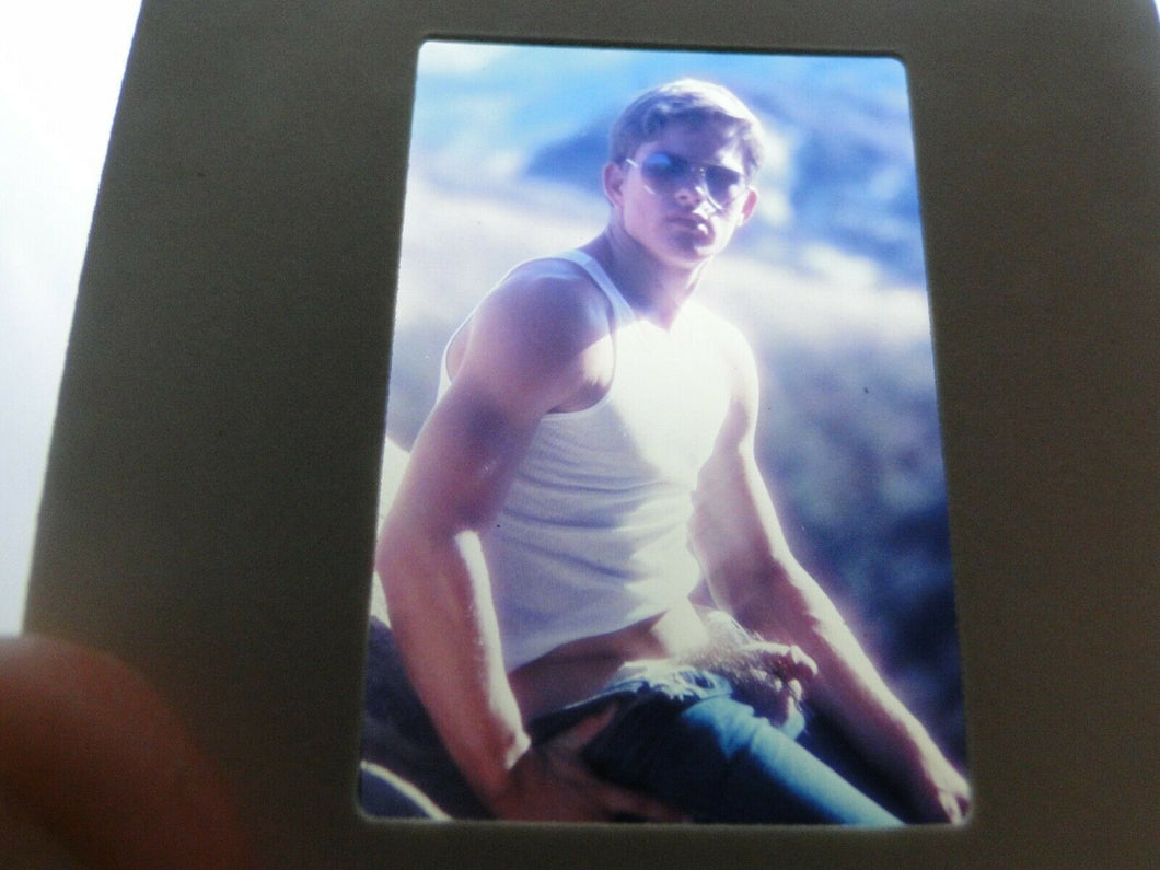 VINTAGE SLIDE/PHOTO MALE GAY INTEREST BEEFCAKE MUSCLE NUDE HOT HUNG A58