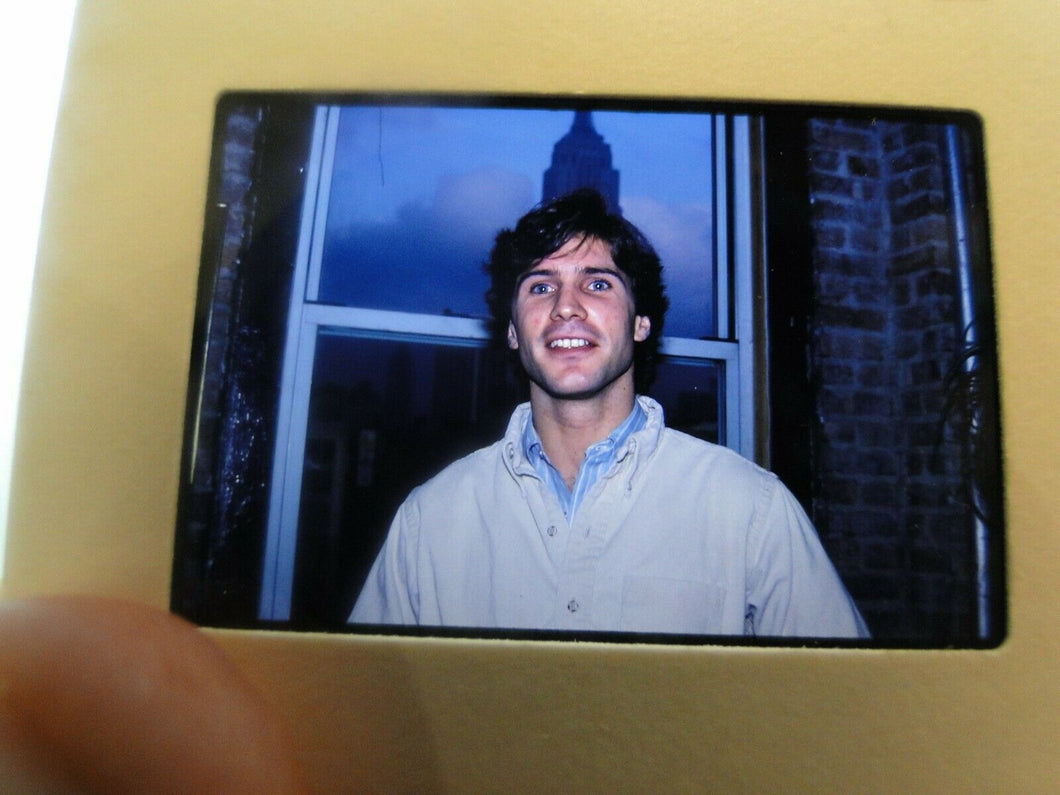 VINTAGE 35MM SLIDE MALE GAY INTEREST BEEFCAKE MUSCLE SEMI NUDE HOT BUFF EJ^