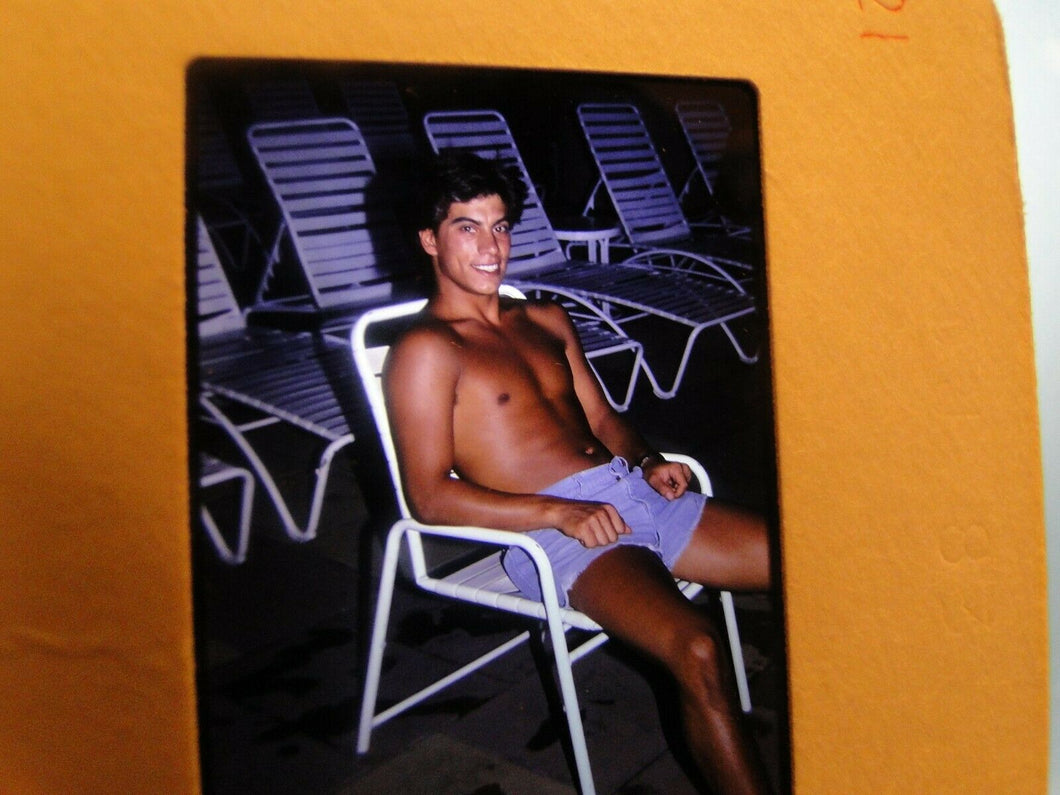 VINTAGE 35MM SLIDE MALE GAY INTEREST BEEFCAKE MUSCLE SEMI NUDE HOT BUFF EW!