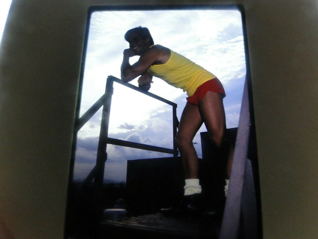 VINTAGE 35MM SLIDE MALE GAY INTEREST BEEFCAKE MUSCLE SEMI NUDE HOT BUFF A94