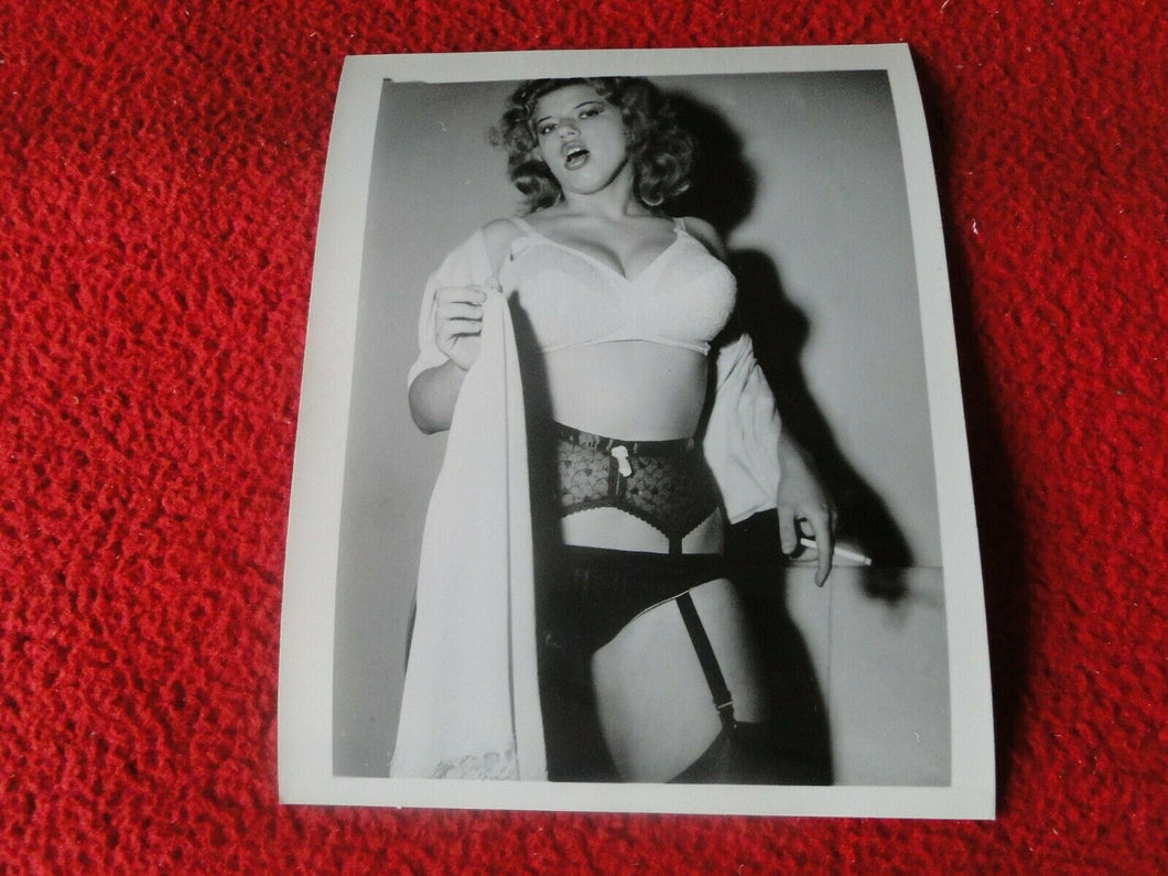 Vintage Nude Erotic Sexy Adult Woman Pinup 5 x 4 Photo            A59^